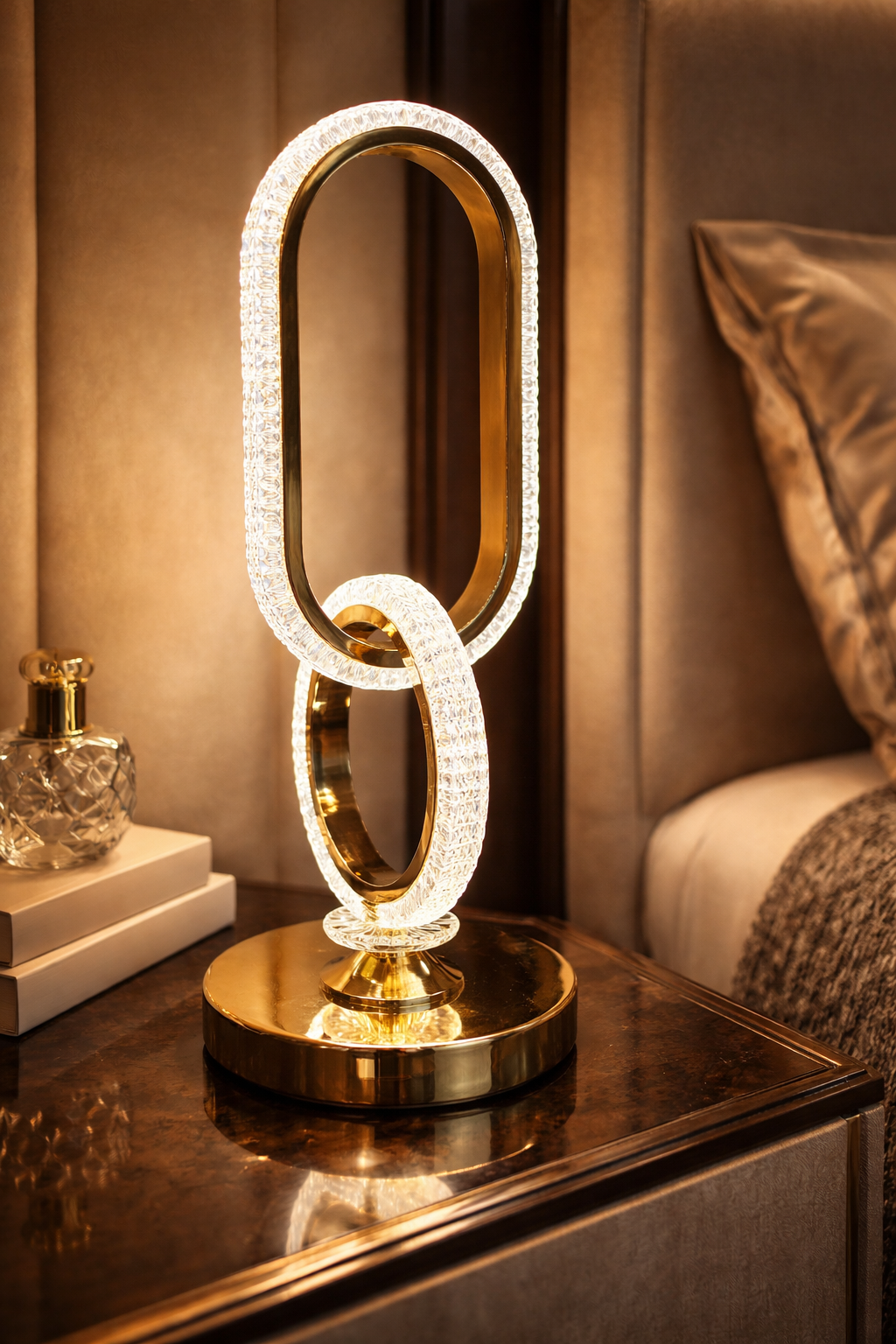 AURELION LOOP Luxury Table Lamp