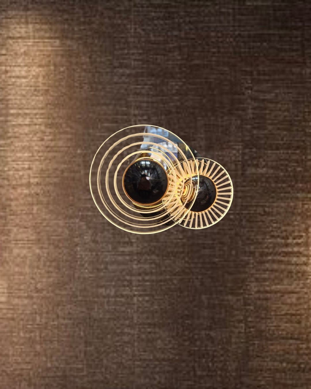 Orbit Glow Wall Light