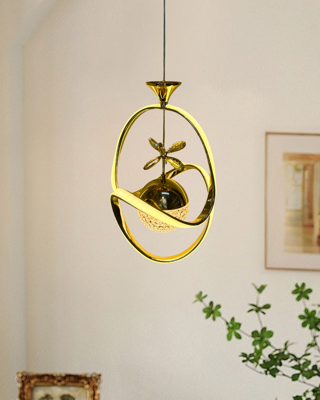 Modern Artistic Crystal Pendant Light Fixture